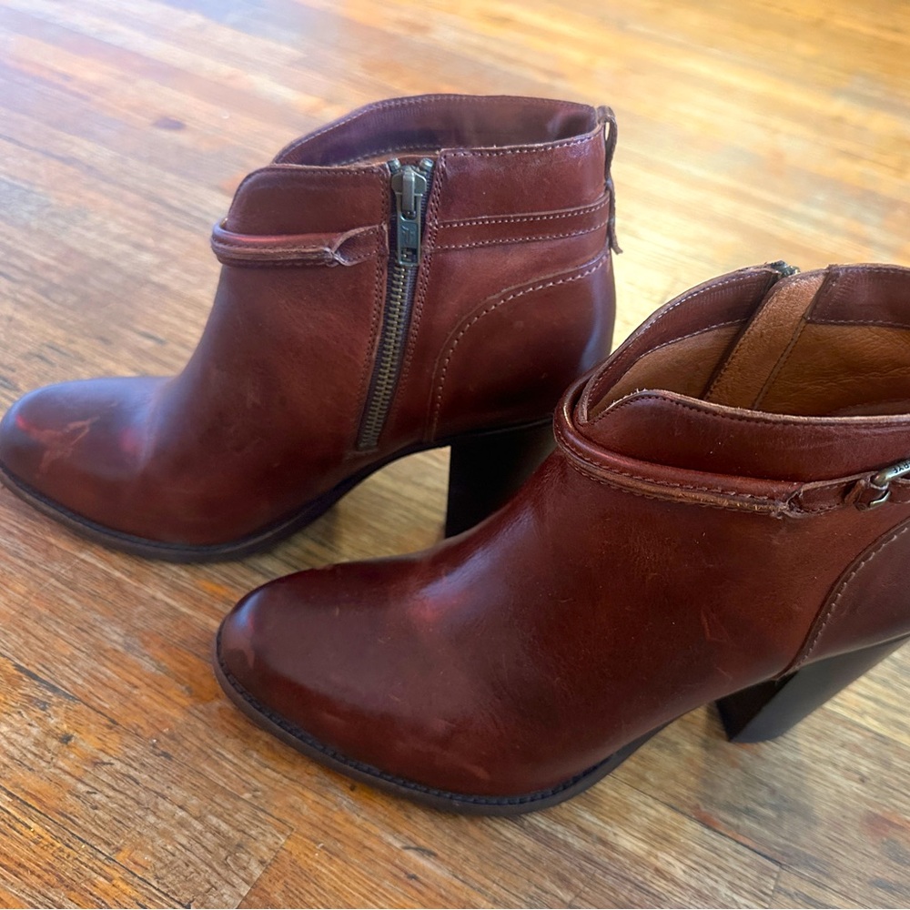 Western influenced FRYE booties. Size 11
